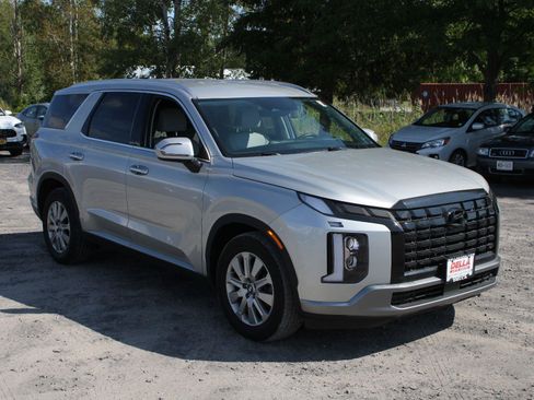 Used 2024 Hyundai Palisade SEL AWD/4WD image 3