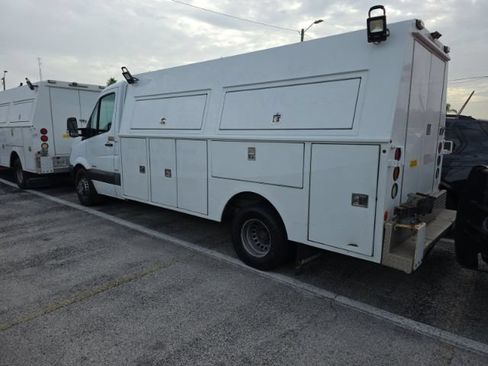 Used 2016 Mercedes-Benz Sprinter 3500 w/ Heavy Duty Front Axle Package image 3