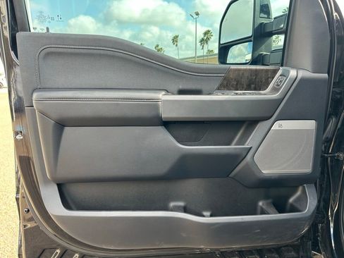 Used 2024 Ford F250 Lariat w/ Lariat Ultimate Package image 12