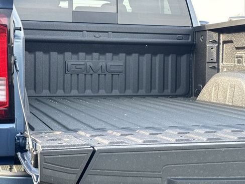 New 2026 GMC Sierra 1500 Denali w/ Denali Reserve Package image 10