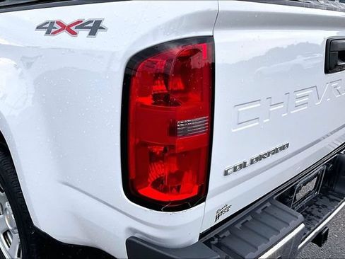 Used 2022 Chevrolet Colorado W/T w/ WT Convenience Package AWD/4WD image 29