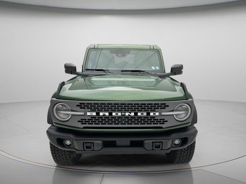 Used 2025 Ford Bronco Badlands AWD/4WD image 2