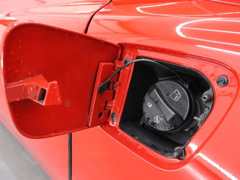 Used 2007 Chevrolet Corvette Coupe w/ Preferred Equipment Group RWD image 23