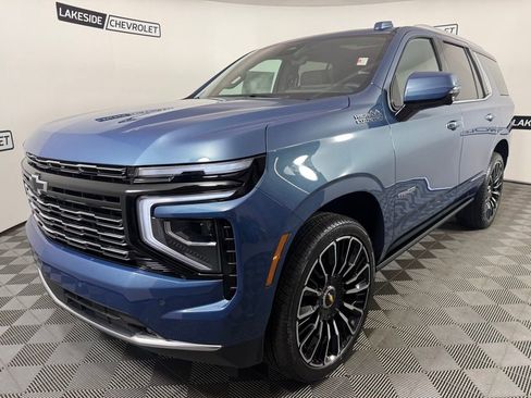 New 2026 Chevrolet Tahoe High Country AWD/4WD image 2