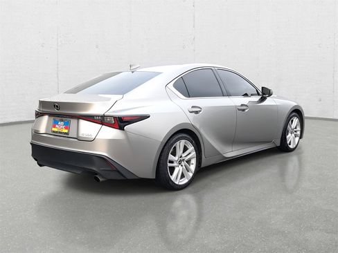 Used 2021 Lexus IS 300 image 5