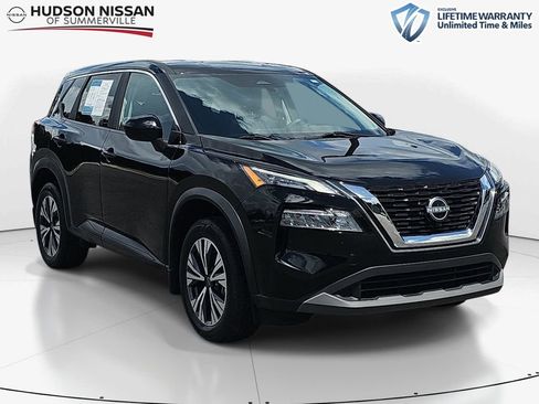 Used 2023 Nissan Rogue SV FWD image 1