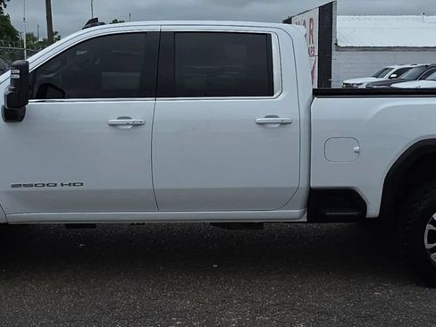 Used 2023 GMC Sierra 2500 SLE w/ SLE Value Package; AWD/4WD image 5