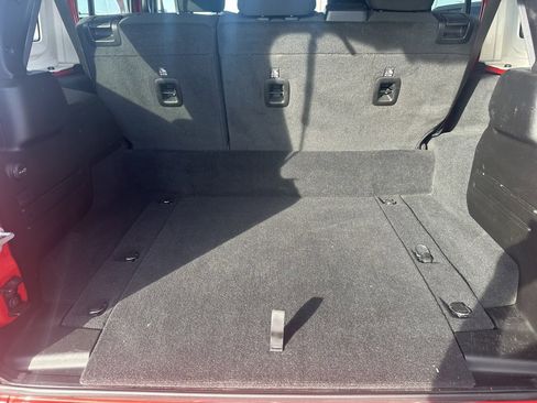 Used 2024 Jeep Wrangler Unlimited Rubicon 4xe image 8