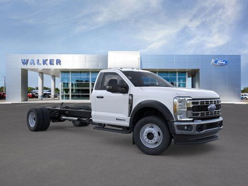 New 2025 Ford F550 XL image 7