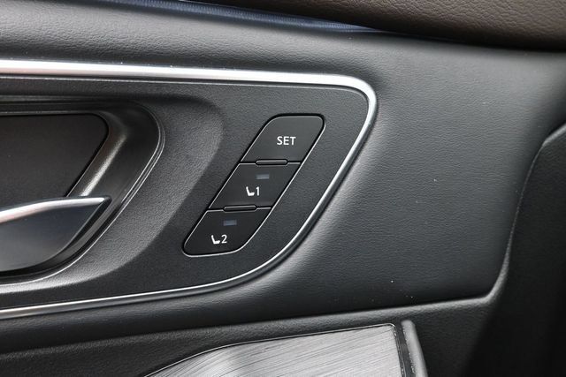 Used 2021 Nissan Rogue Platinum FWD image 25