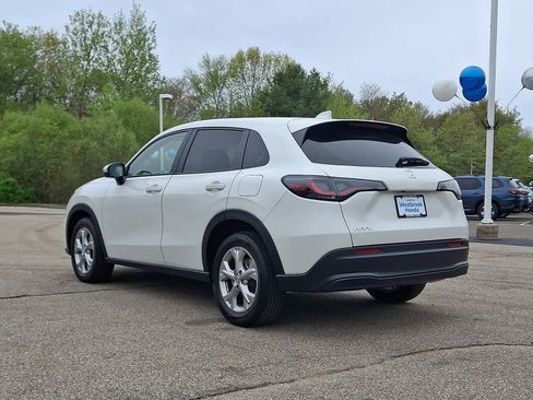 Used 2023 Honda HR-V LX image 7