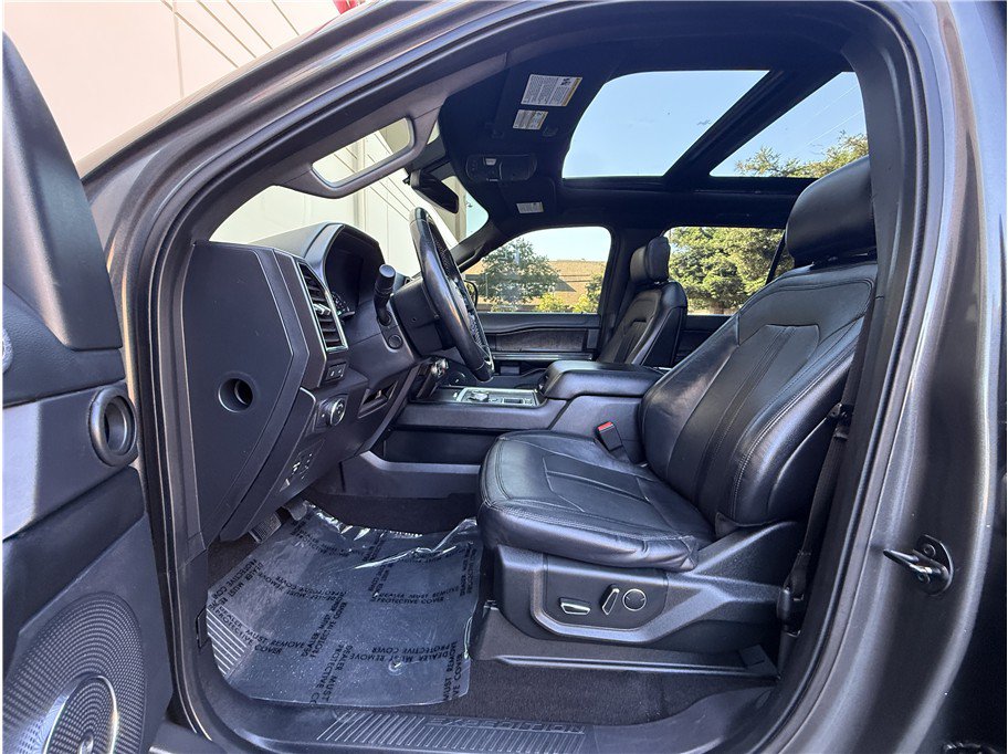 Used 2019 Ford Expedition Max Limited RWD image 11