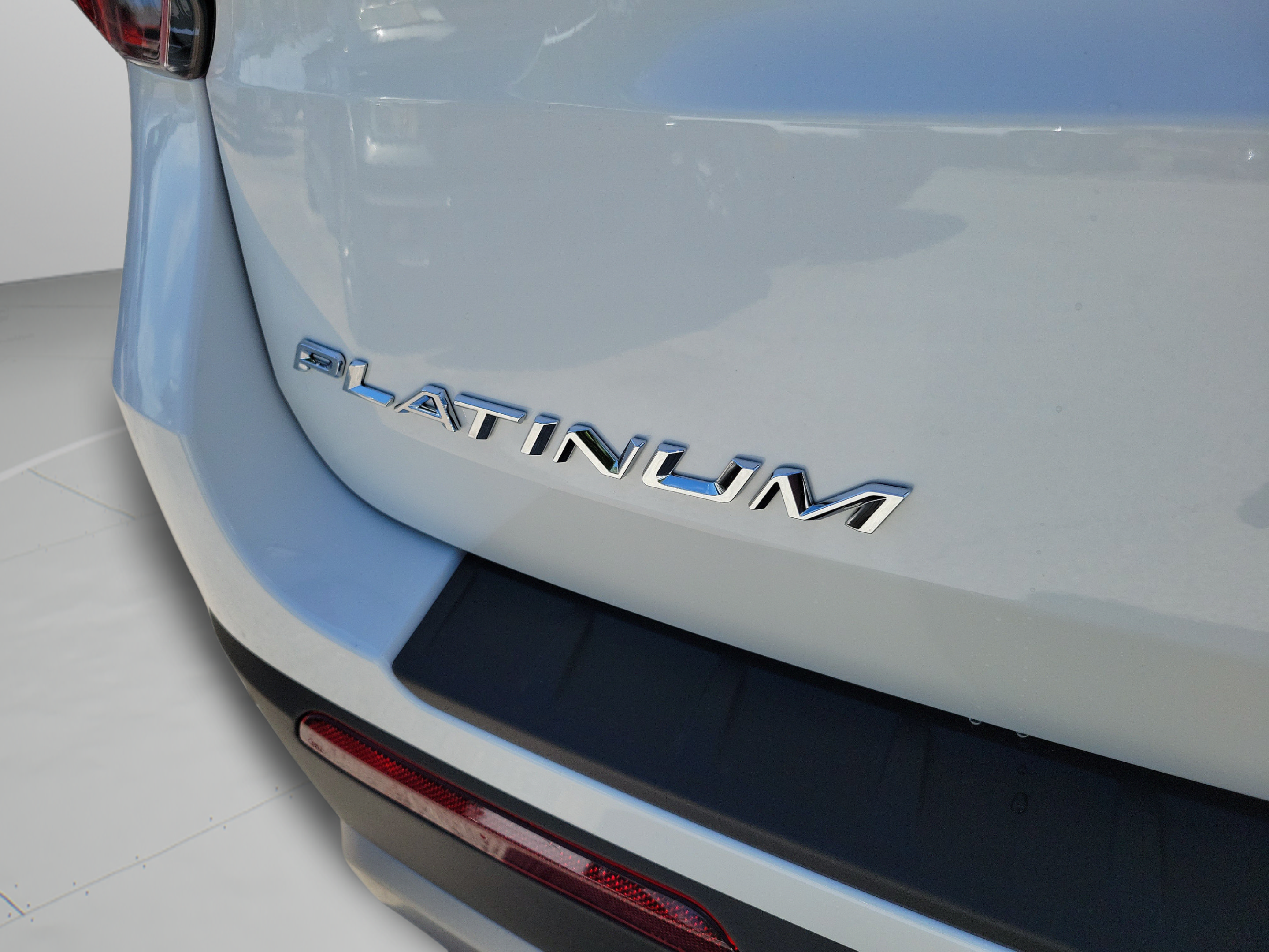 New 2026 Ford Explorer Platinum RWD image 33
