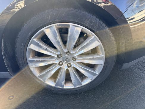 Used 2016 Lincoln MKS AWD w/ Equipment Group 201A image 12