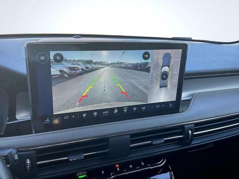 Used 2025 Lincoln Corsair Reserve FWD image 16