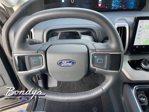 Used 2025 Ford Expedition Max Active image 7