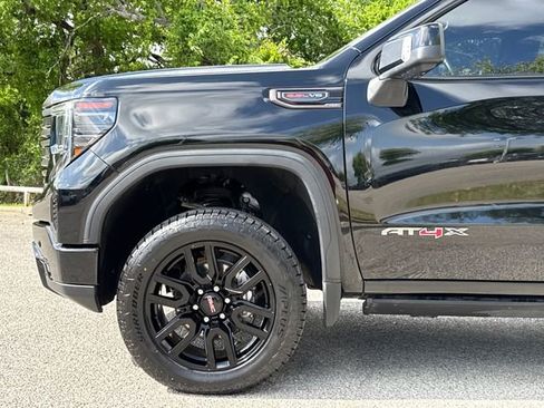 Used 2022 GMC Sierra 1500 AT4X AWD/4WD image 4