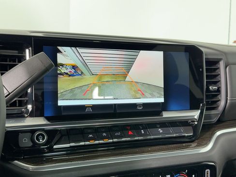 Used 2025 Chevrolet Silverado 1500 LT Trail Boss image 24