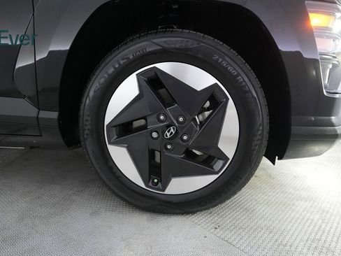 Used 2024 Hyundai Kona SEL FWD image 20