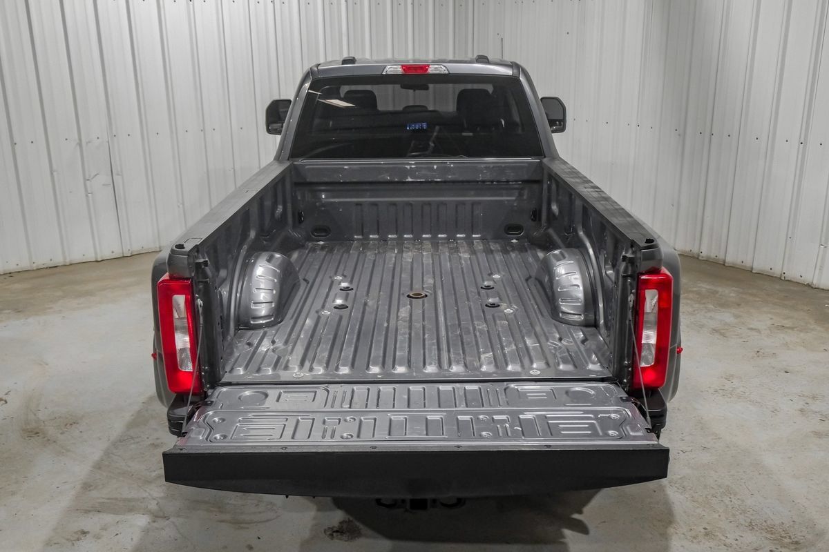 Used 2025 Ford F350 XL AWD/4WD image 56
