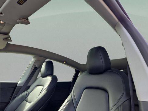 Used 2020 Tesla Model Y Long Range image 14