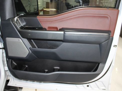 Used 2022 Ford F150 Lariat w/ Equipment Group 502A High AWD/4WD image 25