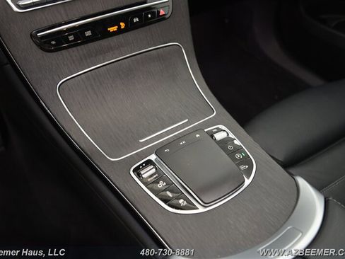 Used 2022 Mercedes-Benz GLC 43 AMG 4MATIC image 29
