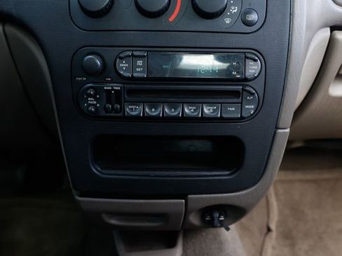 Used 2003 Dodge Intrepid SE image 33