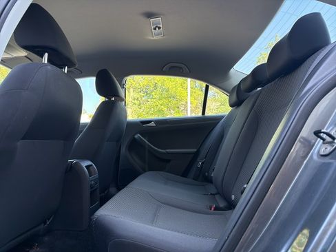 Used 2014 Volkswagen Jetta S FWD image 17