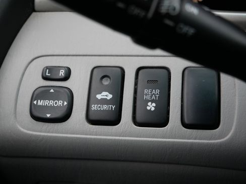 Used 2006 Toyota Highlander 2WD Hybrid image 26