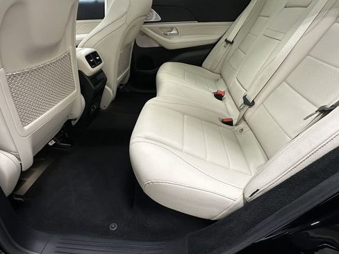 Certified 2025 Mercedes-Benz GLE 350 4MATIC w/ AMG Line Exterior image 24