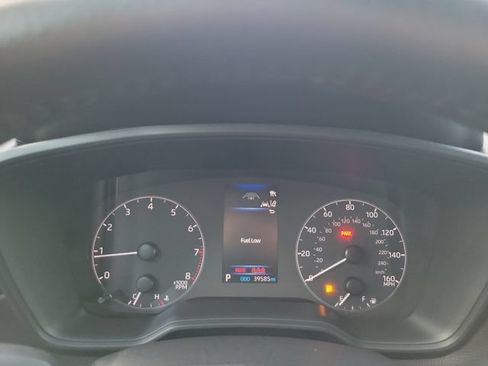 Used 2023 Toyota Corolla Cross LE FWD image 18