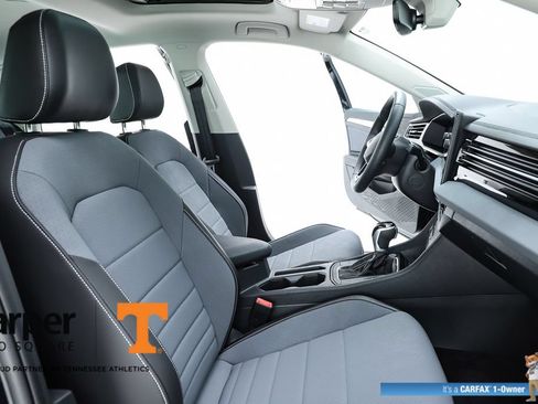 Used 2025 Volkswagen Jetta SE w/ Sunroof Package FWD image 70