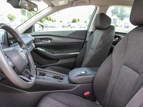 Used 2024 Honda Accord LX image 19