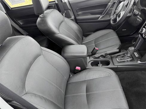 Used 2017 Subaru Forester 2.0XT Touring image 32