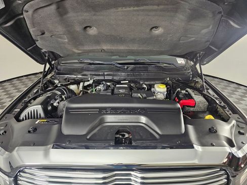 Used 2020 RAM 2500 Laramie image 9