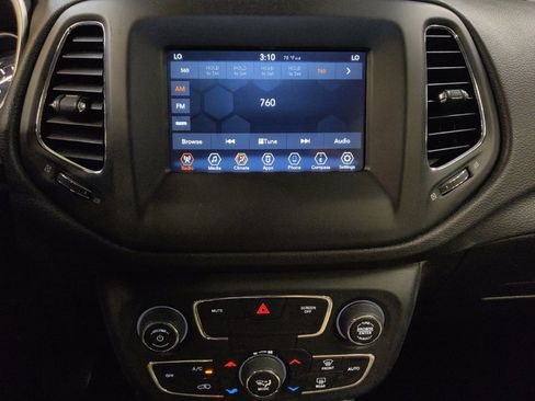 Used 2018 Jeep Compass Sport w/ Tech Group FWD image 25