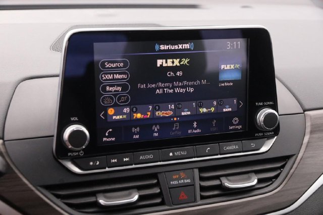 Certified 2025 Nissan Altima 2.5 SV FWD image 16