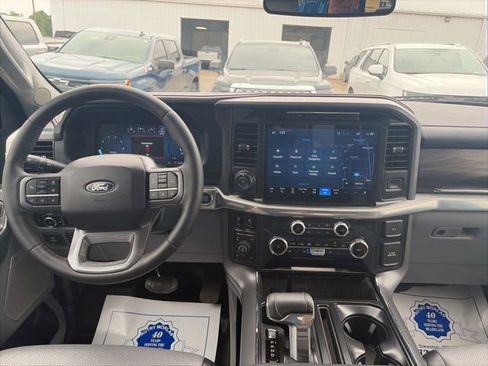 Used 2025 Ford F150 Lariat w/ Equipment Group 502A High AWD/4WD image 14