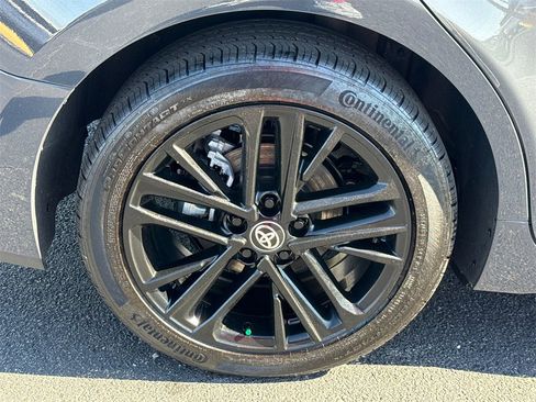 Used 2025 Toyota Camry XSE image 17