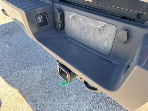 Used 2025 Ford F250 XLT w/ FX4 Off-Road Package image 13