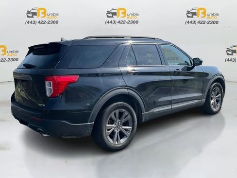 Used 2022 Ford Explorer XLT w/ Equipment Group 202A AWD/4WD image 4