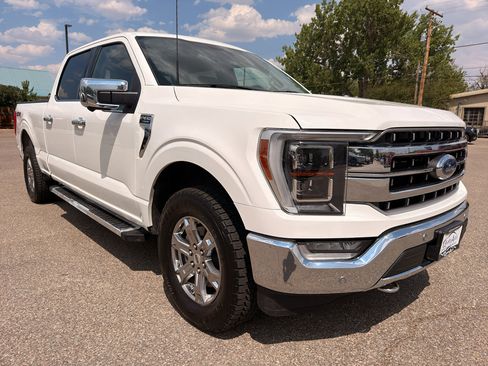 Used 2022 Ford F150 Lariat w/ Equipment Group 502A High AWD/4WD image 5