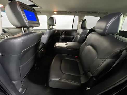 Used 2017 INFINITI QX80 4WD w/ Driver Assistance Package image 25