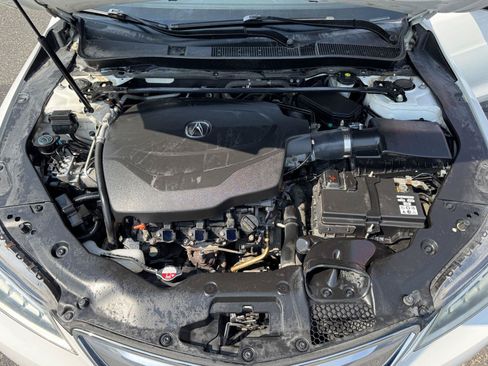 Used 2015 Acura TLX V6 w/ Technology Package FWD image 11