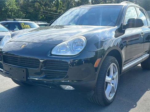 Used 2006 Porsche Cayenne AWD/4WD image 2