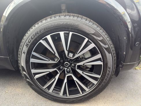 Certified 2023 Volvo XC90 T8 Plus image 11