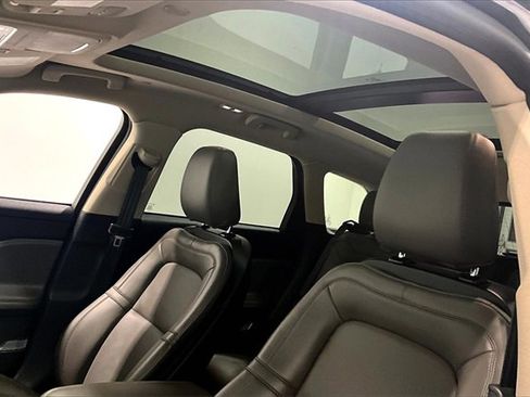 Used 2023 Lincoln Corsair Reserve w/ Equipment Group 201A image 39