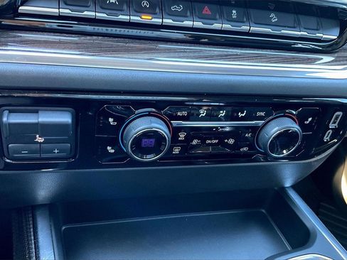 Used 2024 Chevrolet Silverado 1500 LT Trail Boss w/ Convenience Package II image 31