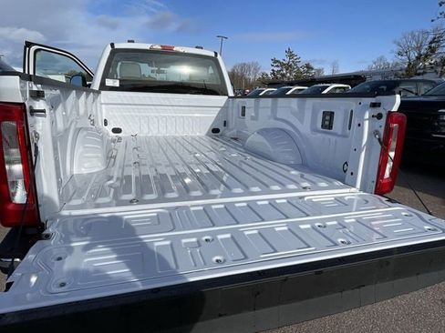 New 2026 Ford F250 XL w/ XL Chrome Package image 21